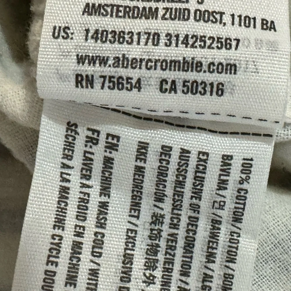 Abercrombie & Fitch Blue and White Striped Button Down Shirt, Large - Picture 5 of 6